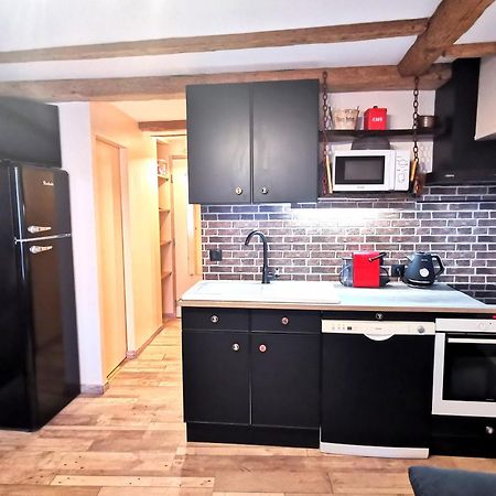 Le Vieux Tacot Avec Garage Apartment Le Puy-en-Velay ภายนอก รูปภาพ