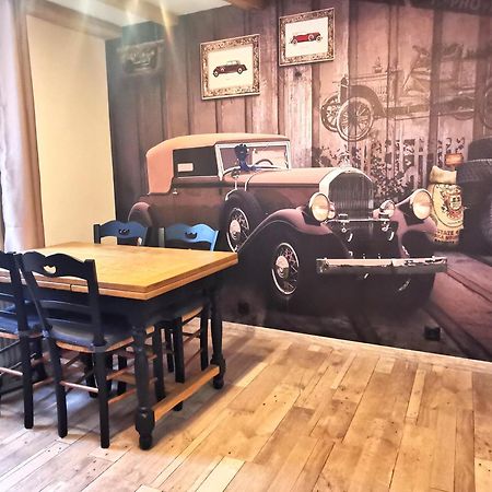 Le Vieux Tacot Avec Garage Apartment Le Puy-en-Velay ภายนอก รูปภาพ