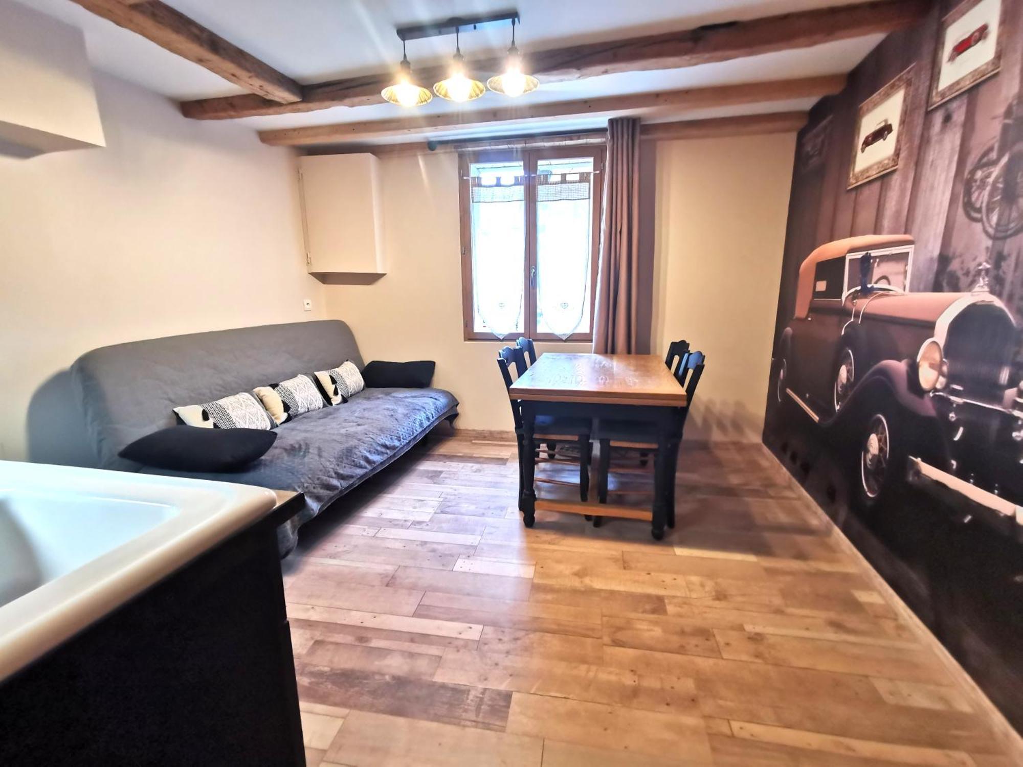 Le Vieux Tacot Avec Garage Apartment Le Puy-en-Velay ภายนอก รูปภาพ