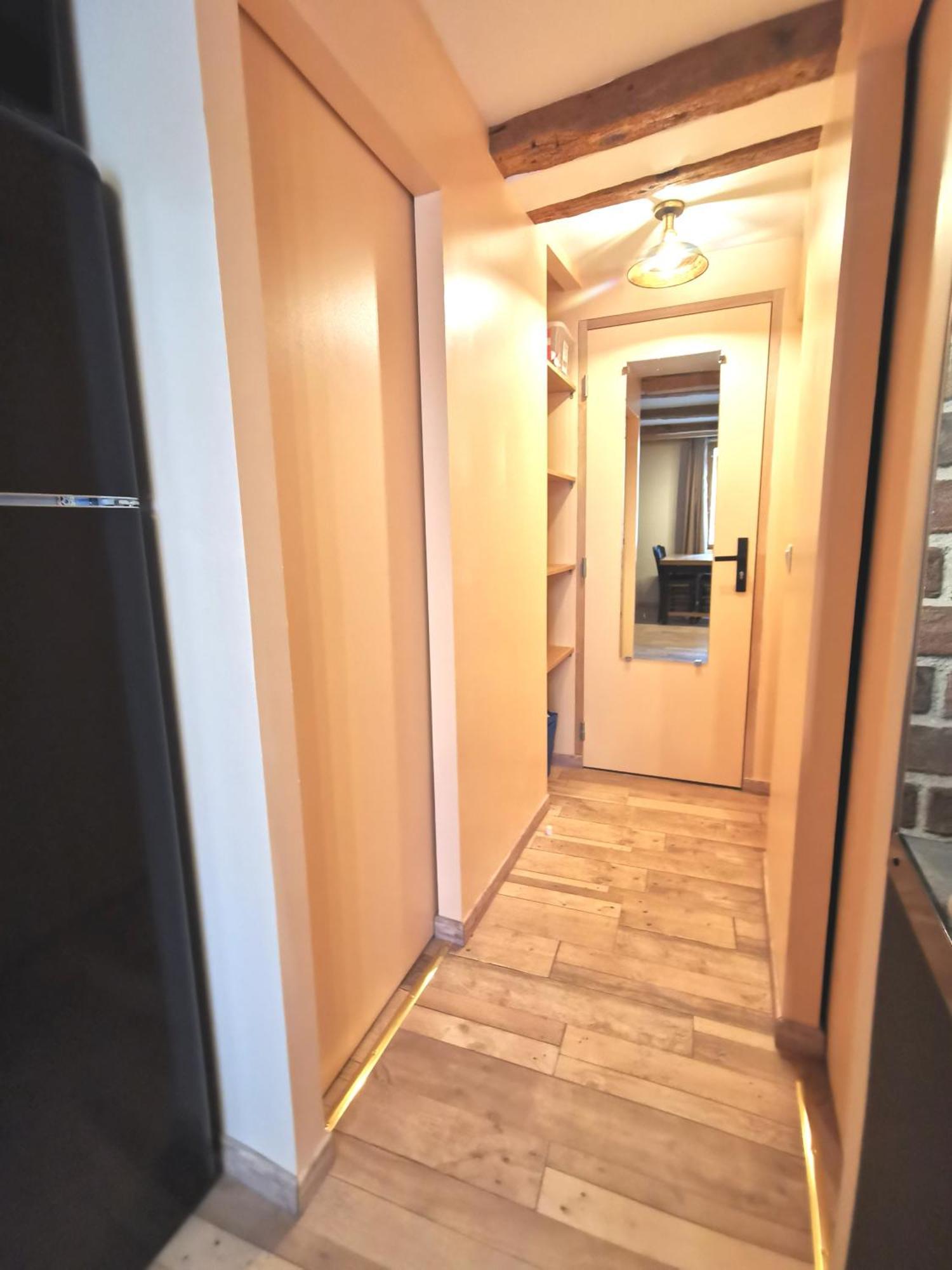 Le Vieux Tacot Avec Garage Apartment Le Puy-en-Velay ภายนอก รูปภาพ